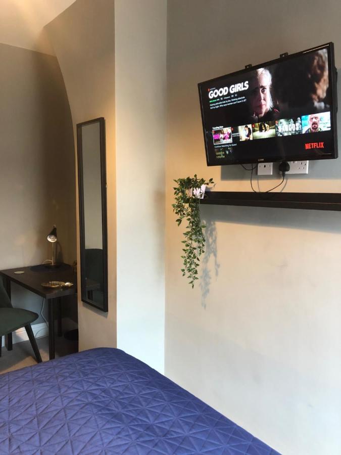 3. Stylish Private Double Room Near Manchester City Centre Exterior photo